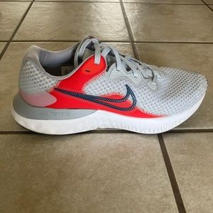 Nike Renew Run 2